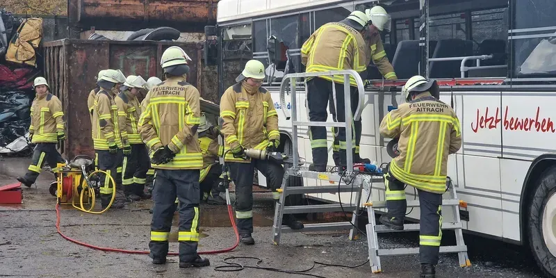 feuerwehr-schrott-kutter